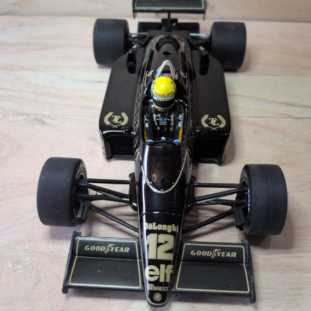 アイルトン・セ ナロータス98T MINICHAMPS製 1/18