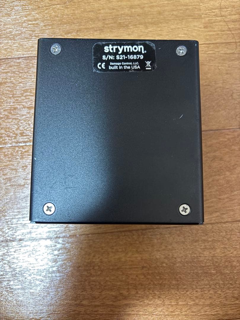 ギター Strymon IRIDIUM