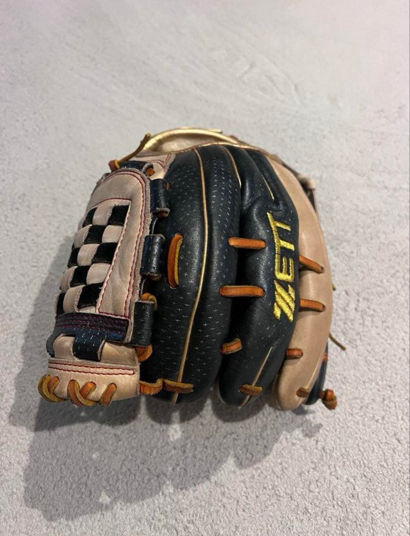 ZETT 軟式用グローブ ネイビー/ベージュ　プロステータス　限定　源田モデル