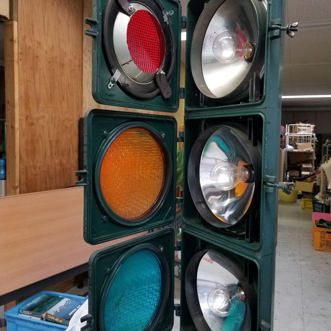 引取限定 アメリカ ビンテージ 信号機 Crouse Hinds製 作動品 映え