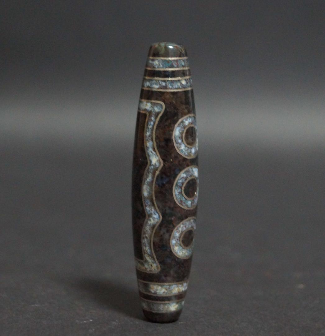 オールドチベットメノウ瑪瑙銀線象嵌『五眼天珠』根付緒締玉アゲート提げ物ビーズ