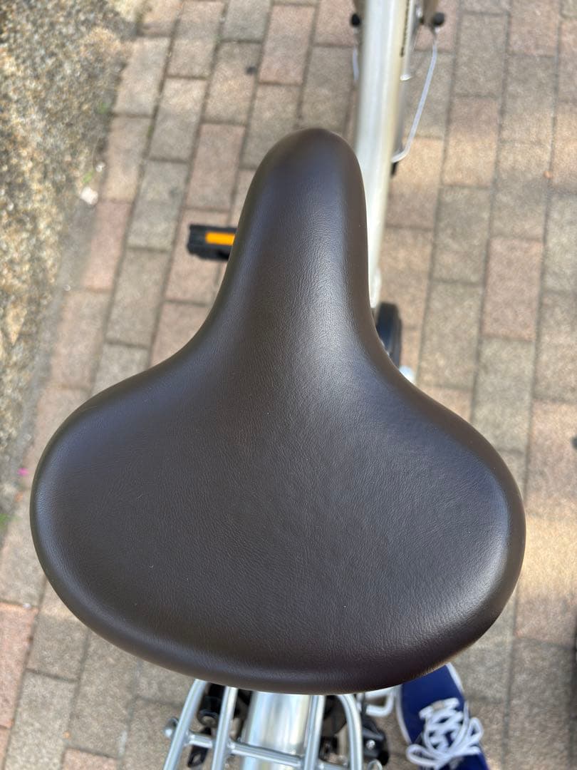 Panasonicビビ・L・20(電動アシスト自転車 ) ウォームシルバー色