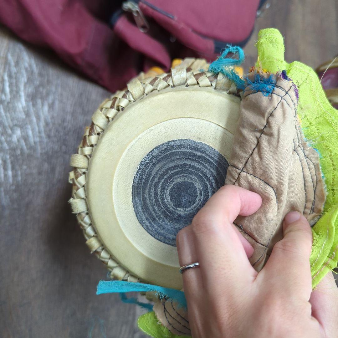 インド打楽器 タブラ&バヤンセット 台座付き