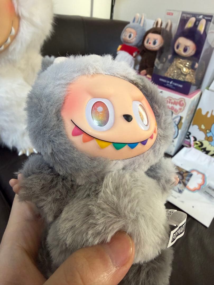 100%公式正規品 ラブブ♡Bigintoenergyシークレット ID本我