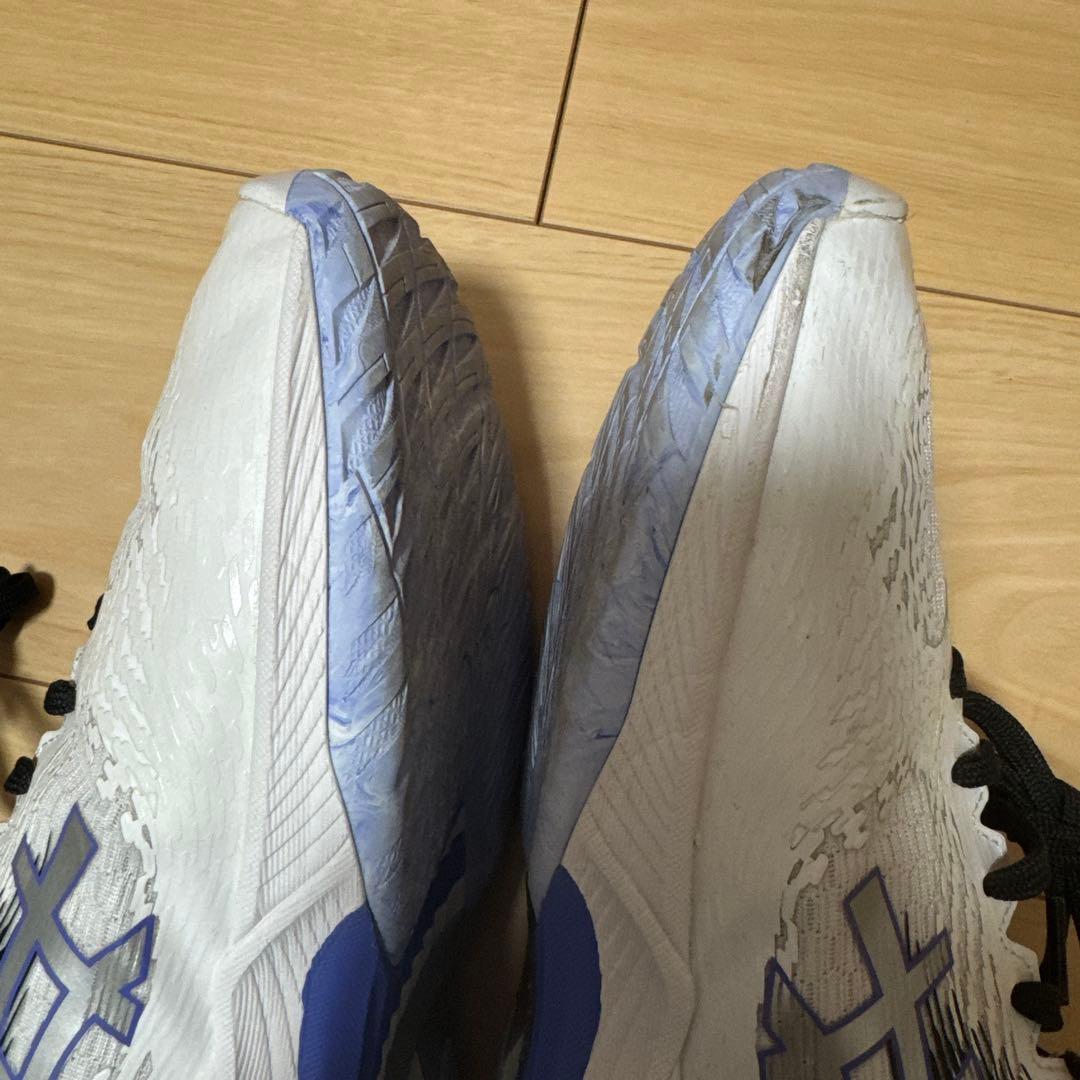 お得！！ASICS バレーボールシューズ25.5cm 4E