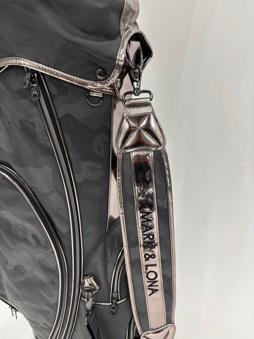 大人気商品‼️MARK & LONA ゴルフバッグ