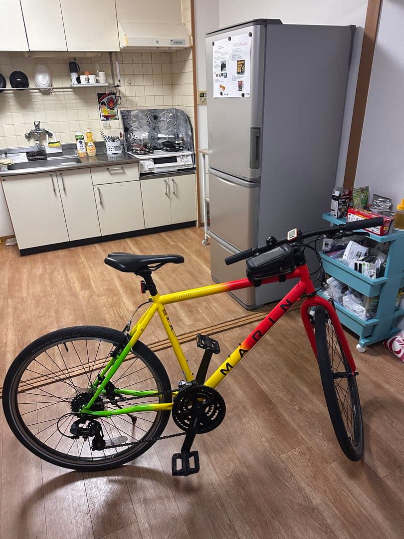 MARLIN クロスバイク レッド/イエロー/グリーン引き取り設定