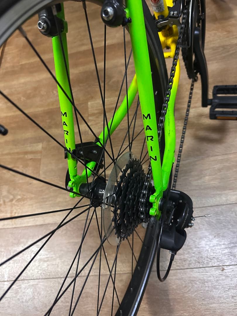 MARLIN クロスバイク レッド/イエロー/グリーン引き取り設定