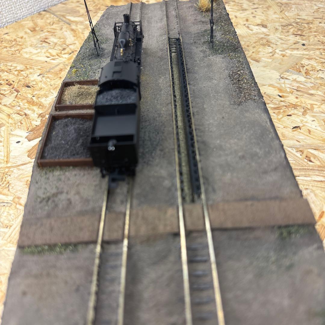 【ケースあり】Nゲージ対応蒸気機関車撮影ベース 機関区ピット付き