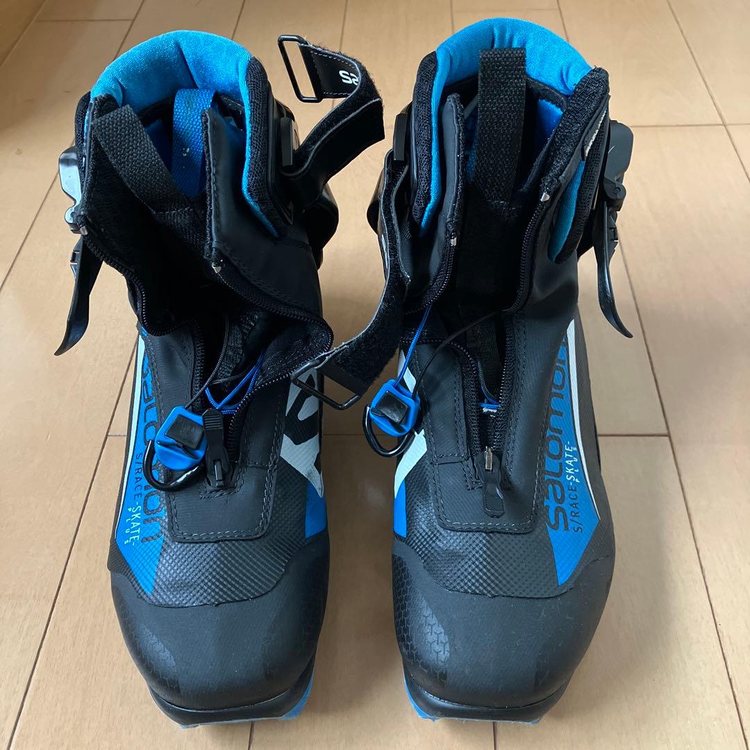 サロモン　クロスカントリースキーブーツ