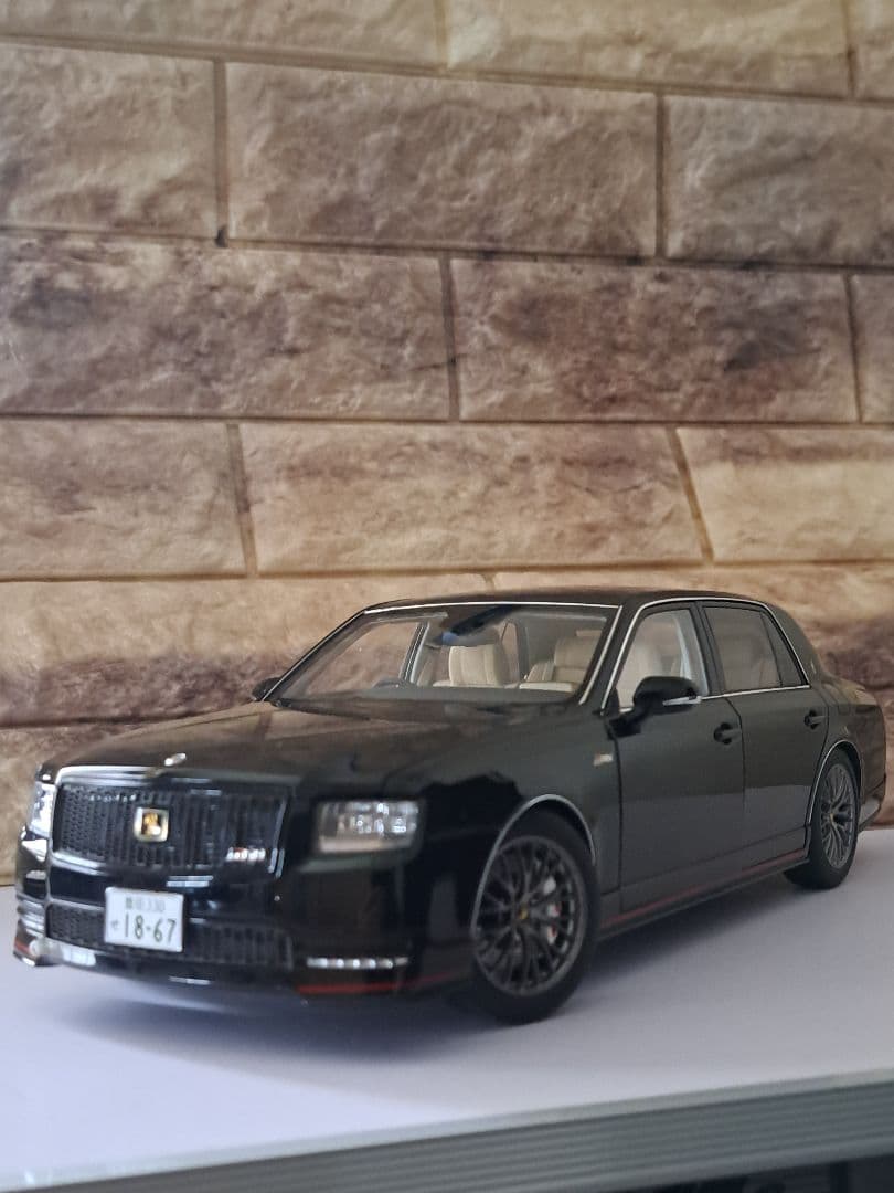 １/18 オートアートTOYOTAセンチュリーGRMN