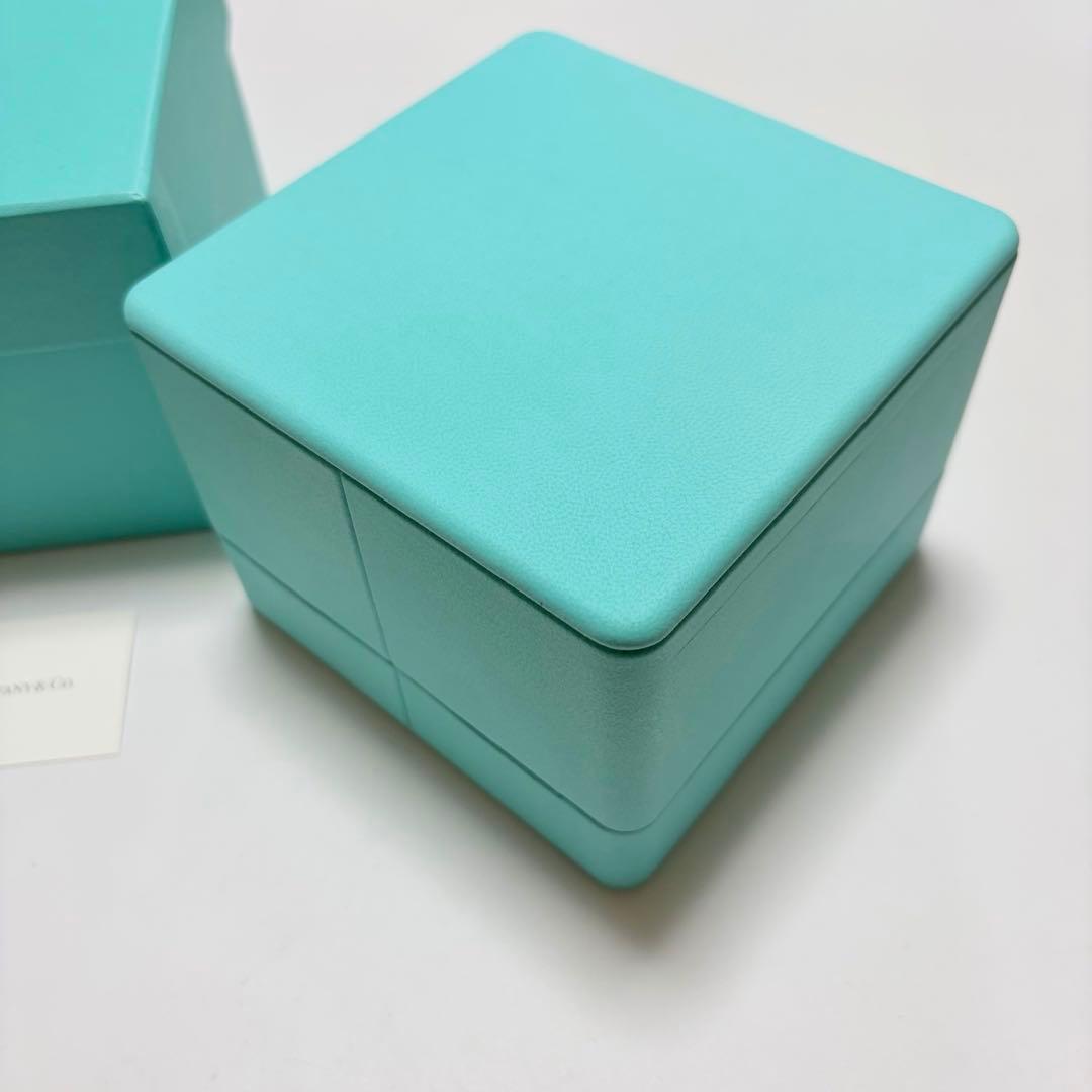美品　ティファニー　バングルケース　空箱　ブレスレット　腕時計ケース　現行品