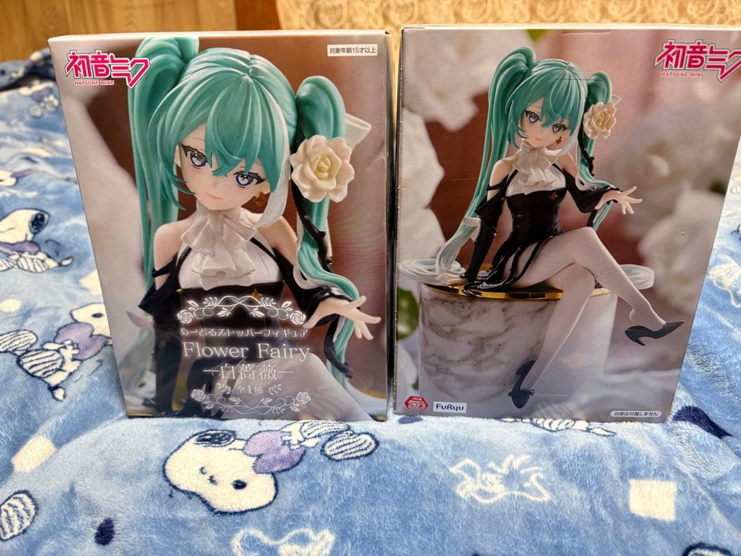初音ミク フィギュアセット ビンテージドールとフラワーフェアリー4体セット