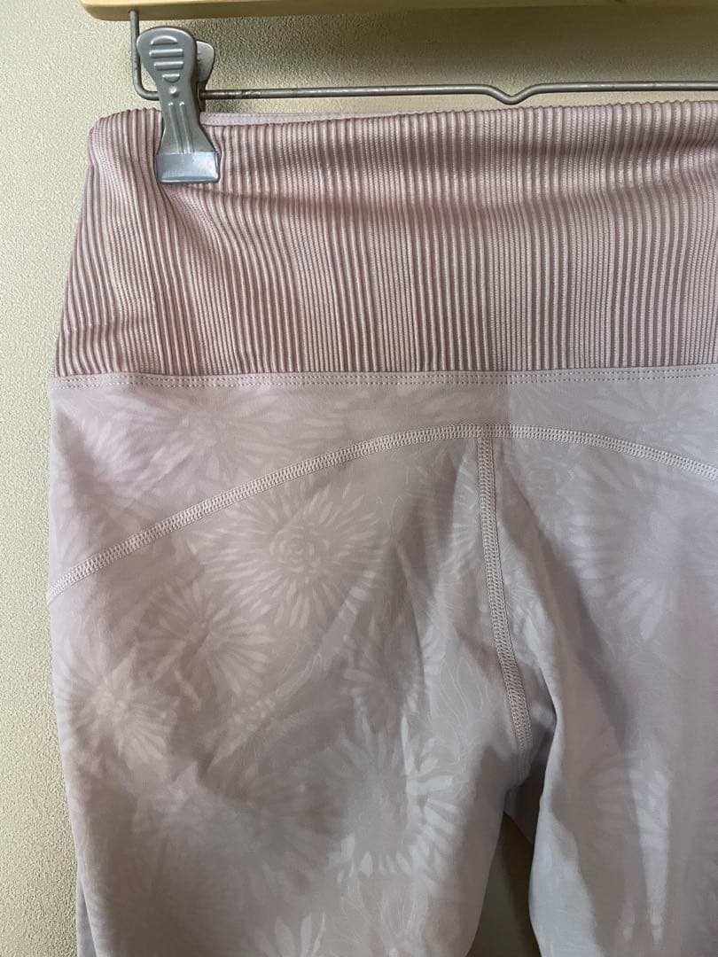 SUKALA エンボスレギンス モカ Lサイズ