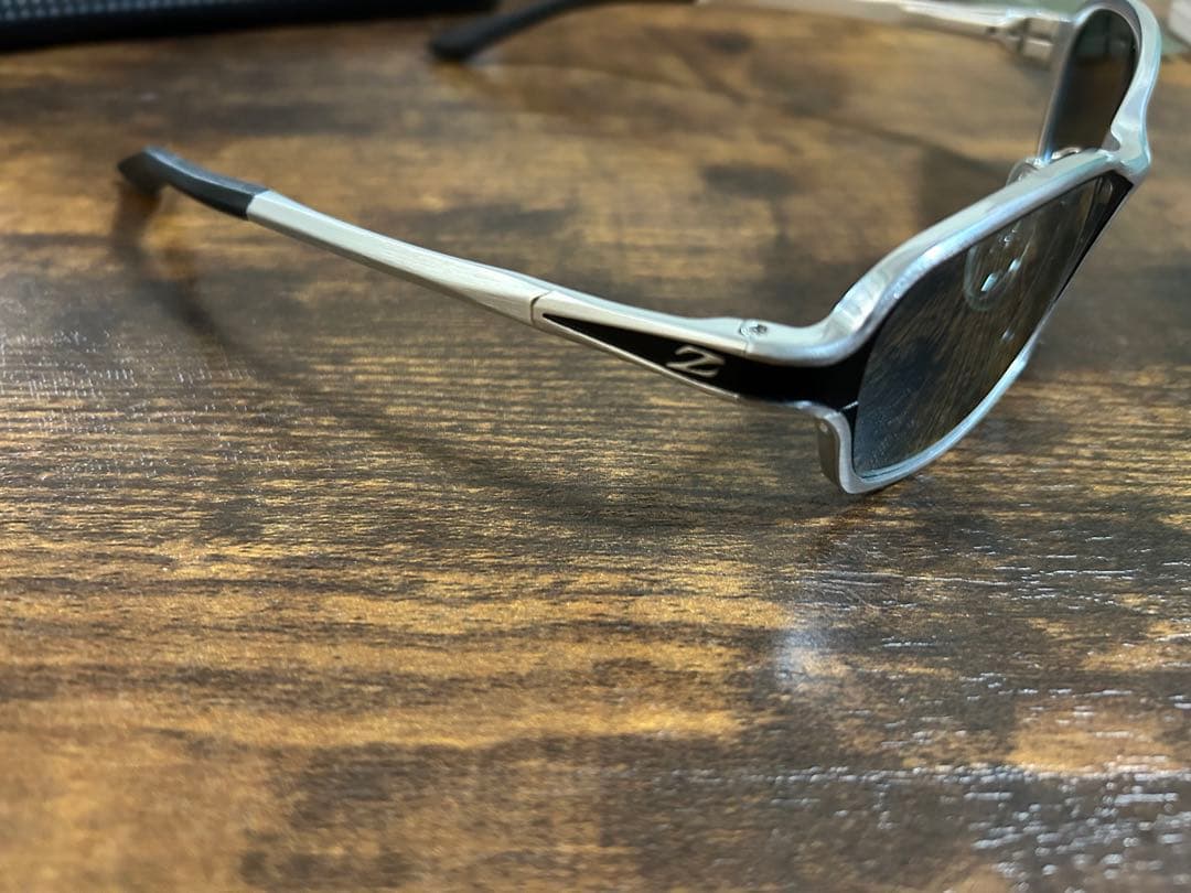 Zeque ZEAL optics 偏光サングラス