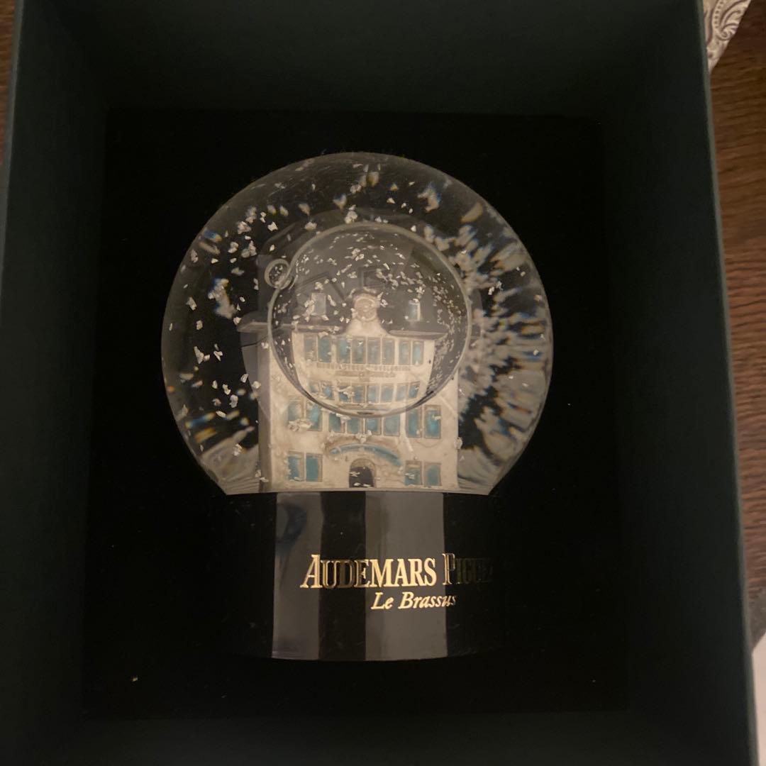 Audemars Piguet スノードーム