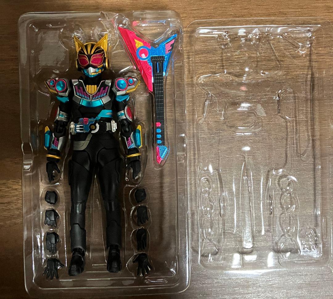 SHFiguarts 仮面ライダーギーツ フィギュアセット