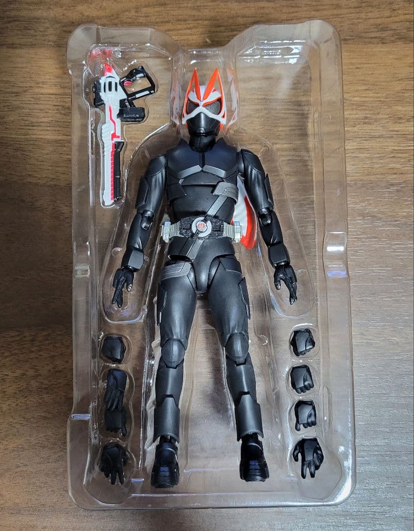 SHFiguarts 仮面ライダーギーツ フィギュアセット