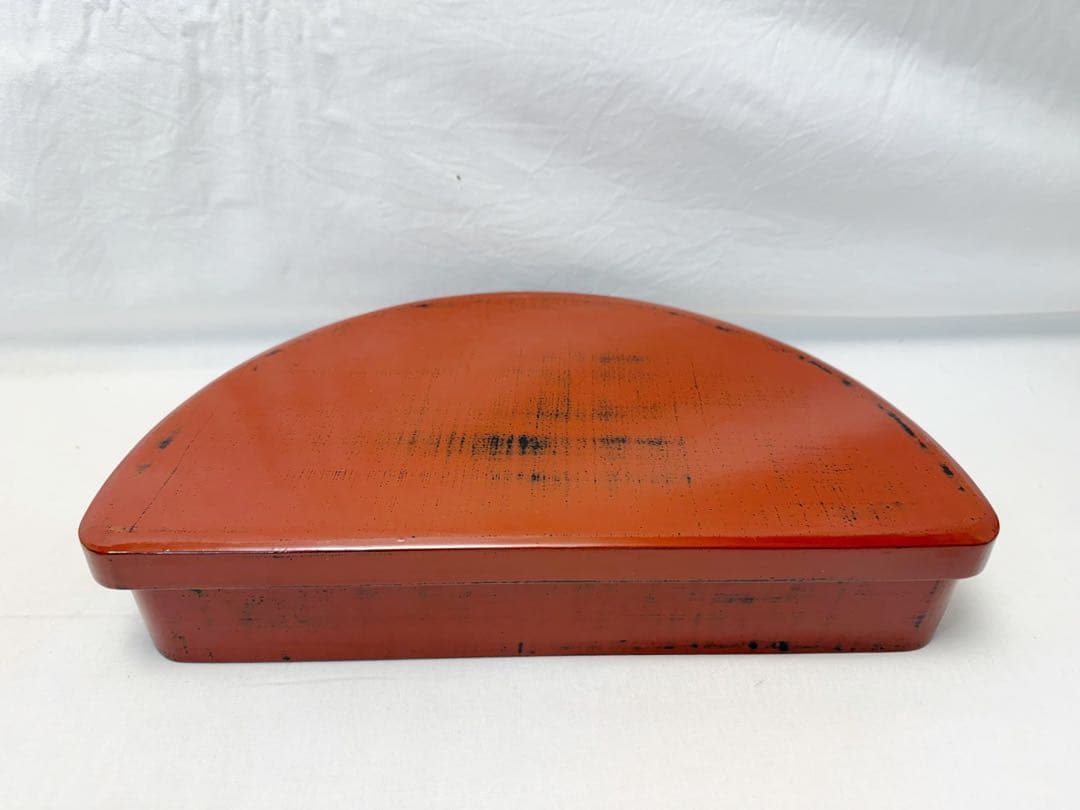 懐石道具 木製 根来塗 半月形 弁当箱5客組 内黒 会席道具 和食器