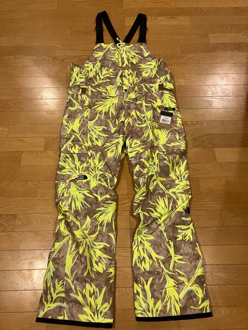 THE NORTH FACE スノーオーバーオール 大きいsizeXL 総柄