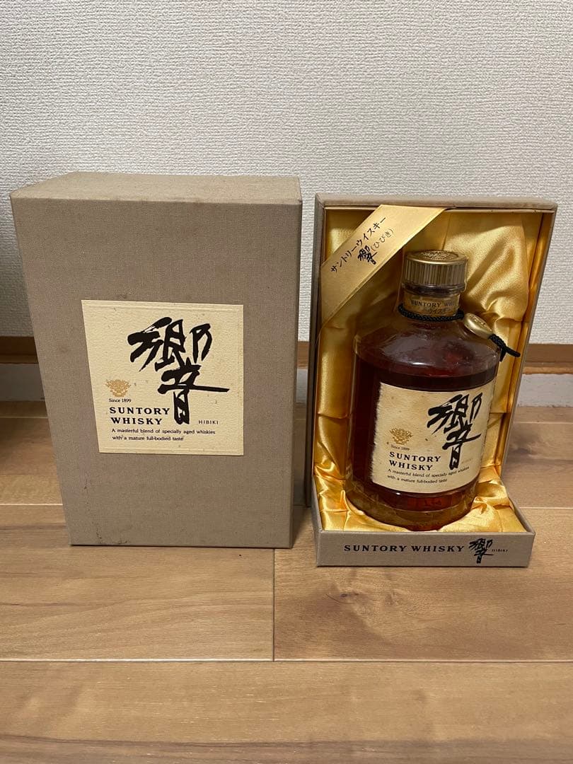 未開栓 サントリー 響 金キャップ・裏ゴールドラベル・旧ボトル