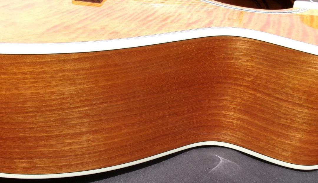 美品！2016年 Takamine PTU121C-VN　日本製・ハンドクラフト