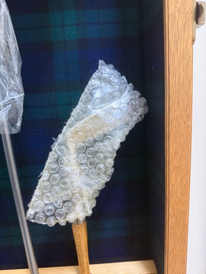 クイーンエリザベス二世号のプロペラから造ったゴルフクラブセット(化粧箱付き)