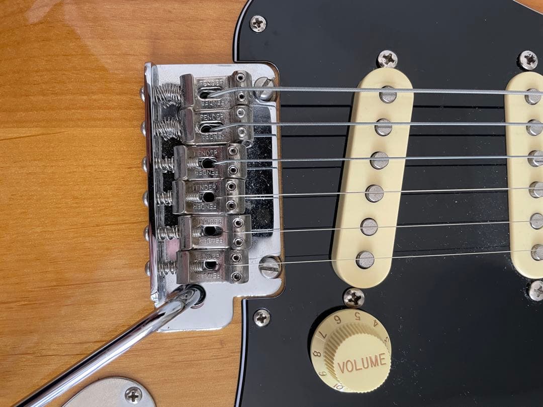 ギター Fender Japan Hybrid Il Stratocaster