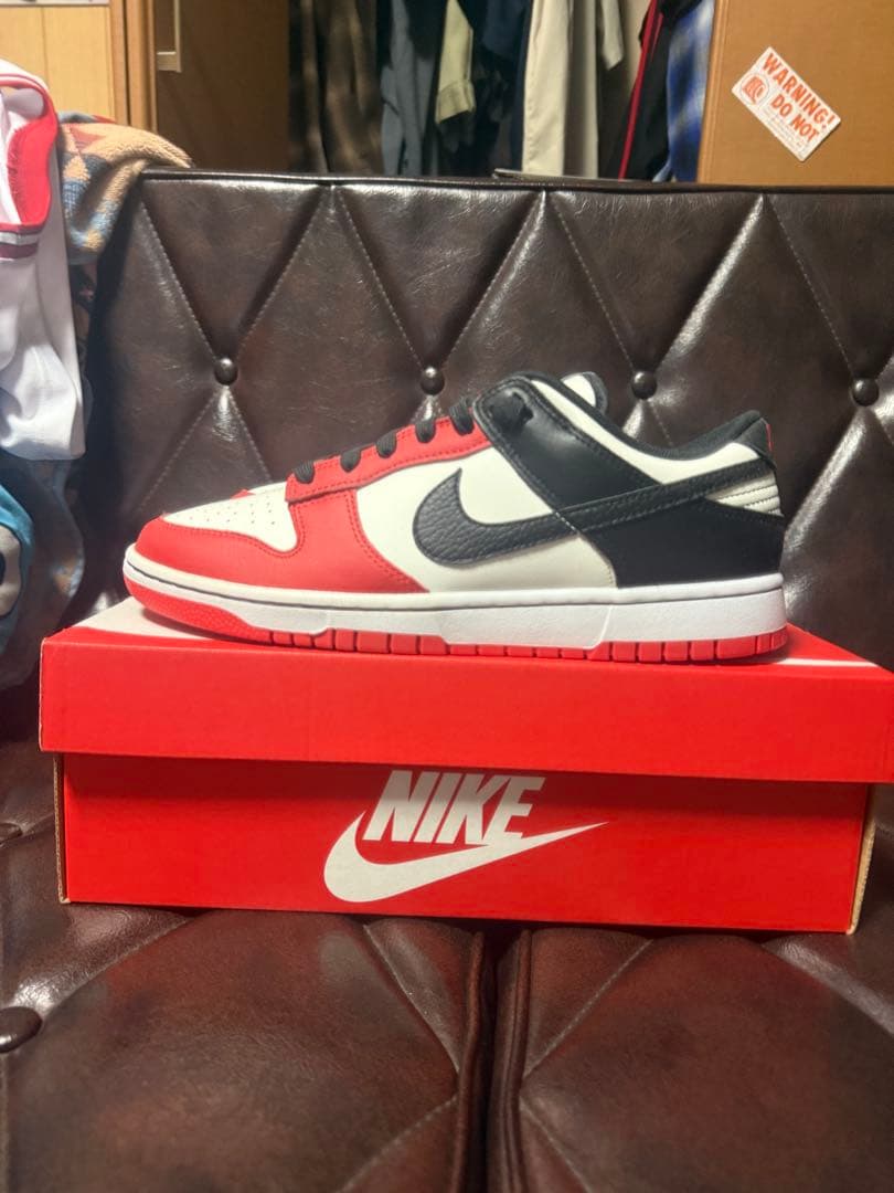 NBA × Nike Dunk Low EMB シカゴ