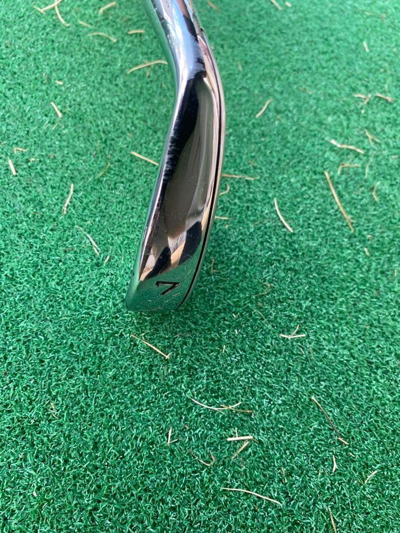 美品！キャロウェイ　アイアン ROGUE ST PRO TUNGSTEN 7番