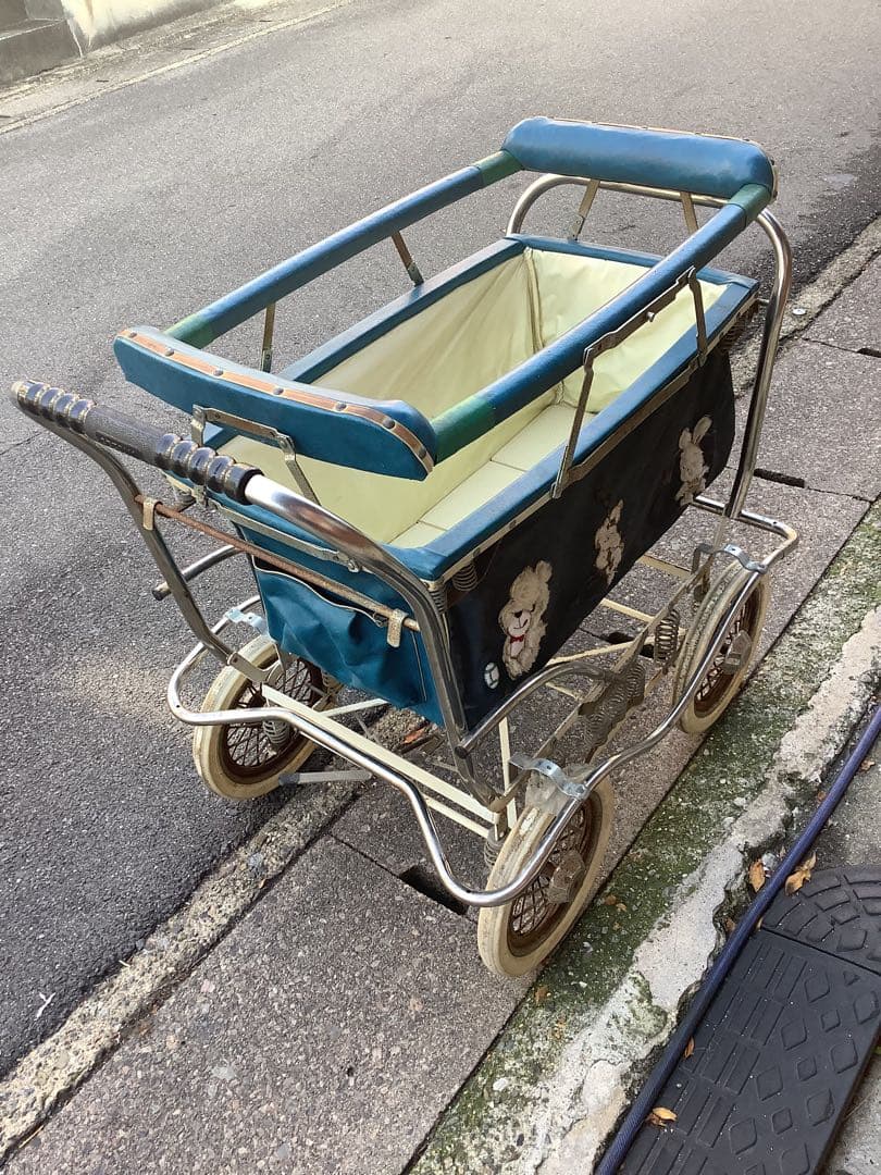 アンティーク 昭和レトロベビーカー ペットカー青とクリーム色