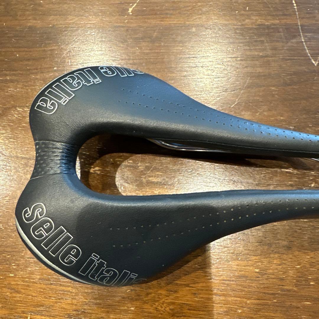 Selle Italia SLR ブラック サドル