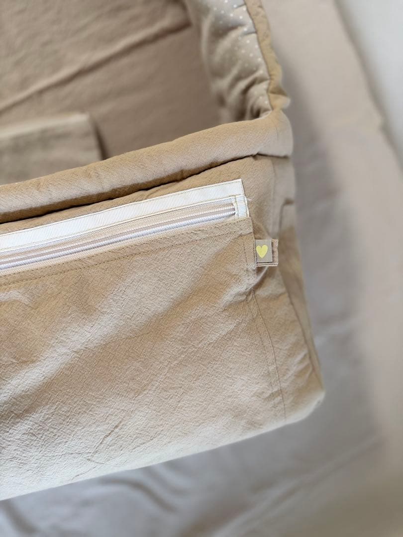 【美品】hubsch グルムスリングバッグ 韓国 キャリーバッグ　ペット　犬 猫