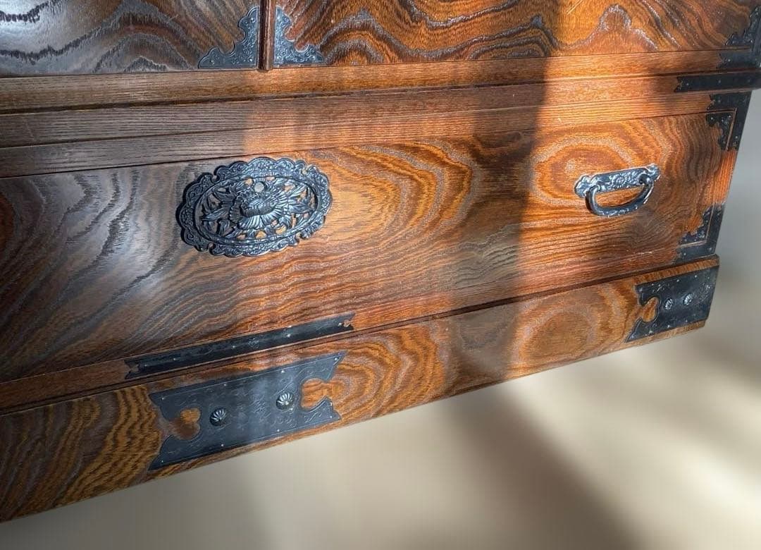 岩谷堂箪笥 ♦️上下2段の下段♦️別出品の上段と一緒の購入をお願いいたします