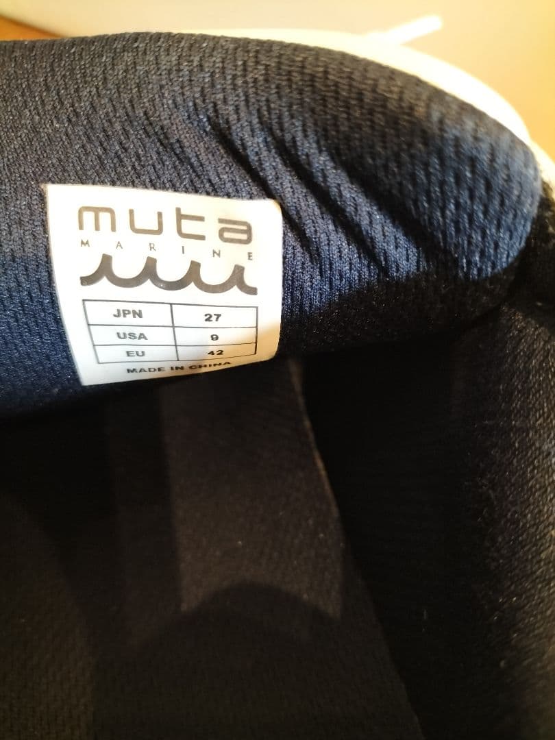 ムータマリン　ゴルフシューズ スパイクレス　27.0