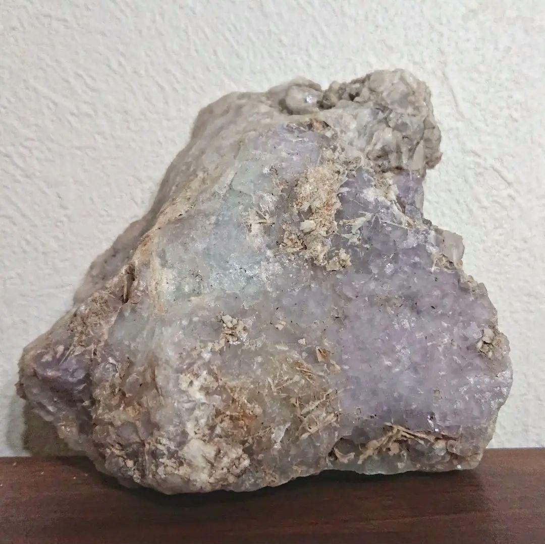 希少 国産鉱物標本 三重県産 蛍石 母岩付き フローライト 613g 石英