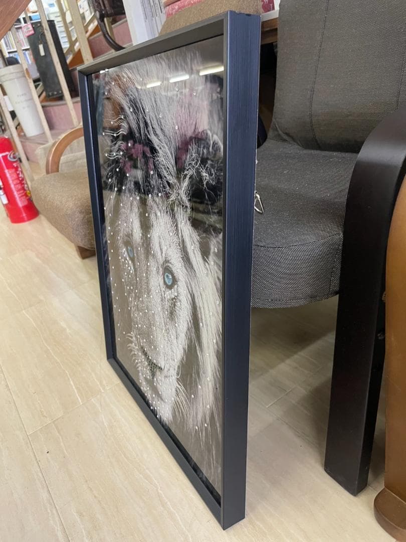 ガラスアートパネル　ライオン　キラキラ　絵画　額縁　アートフレーム　スタッズ