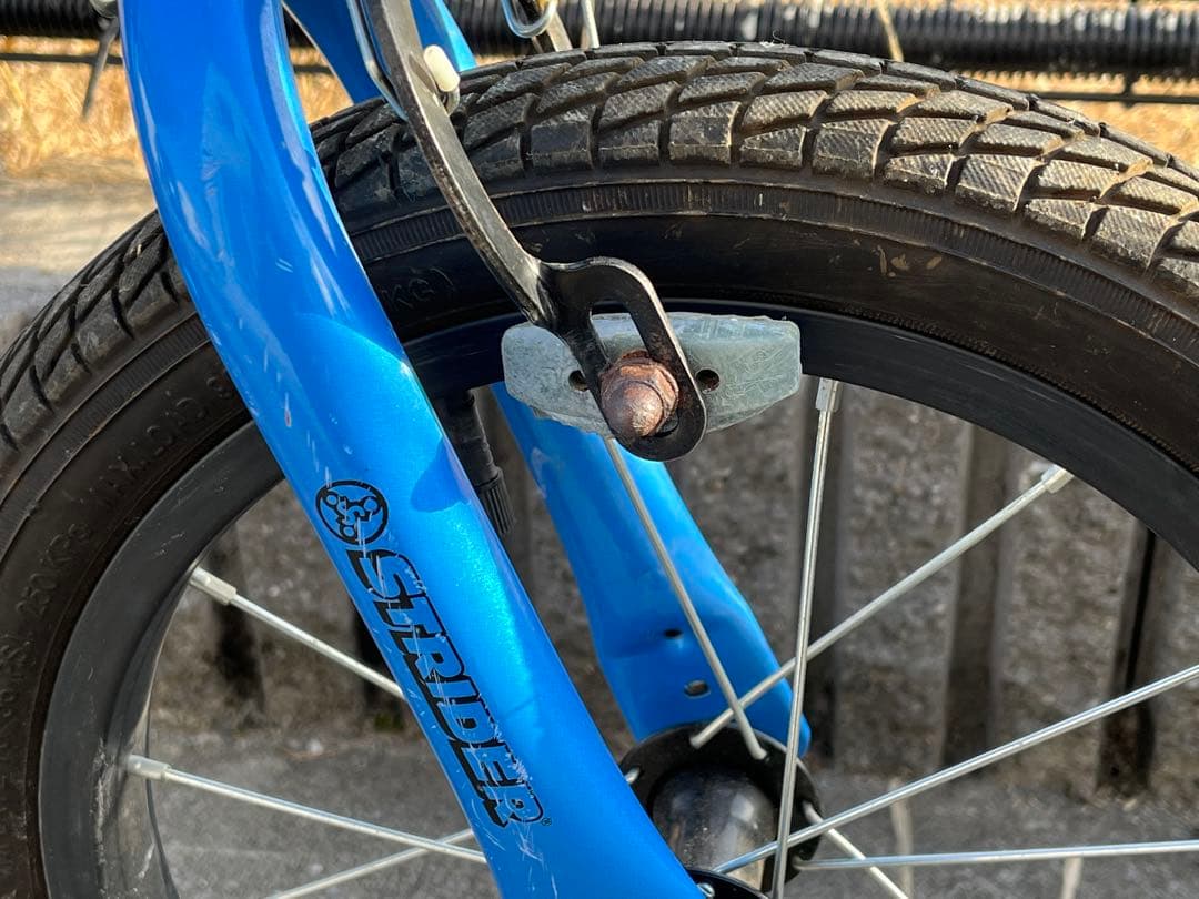 STRIDER ストライダー　ブルー　14X ペダル付き