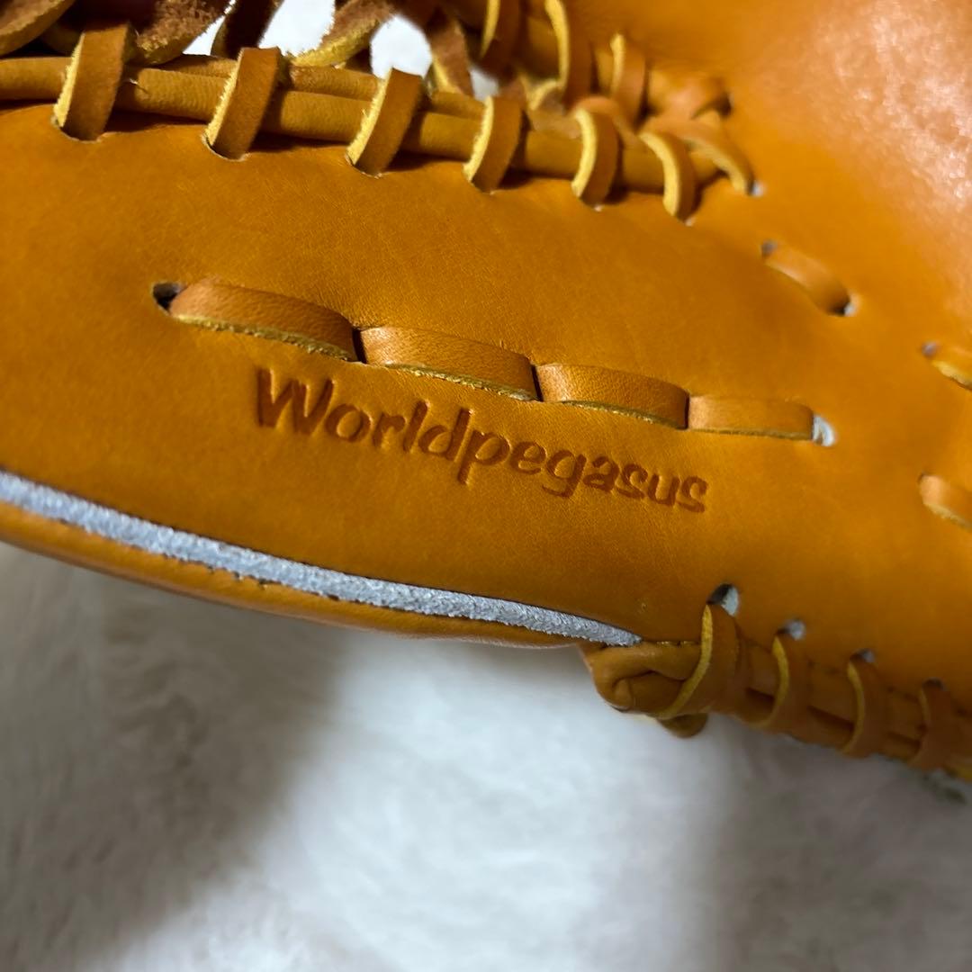 定価税込42900円！ワールドペガサス　硬式軟式兼用　内野手用新品未使用