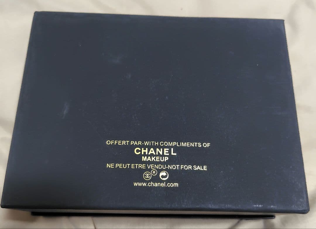 ♡CHANEL♡ スマホショルダーバッグ✨新品・未使用✨