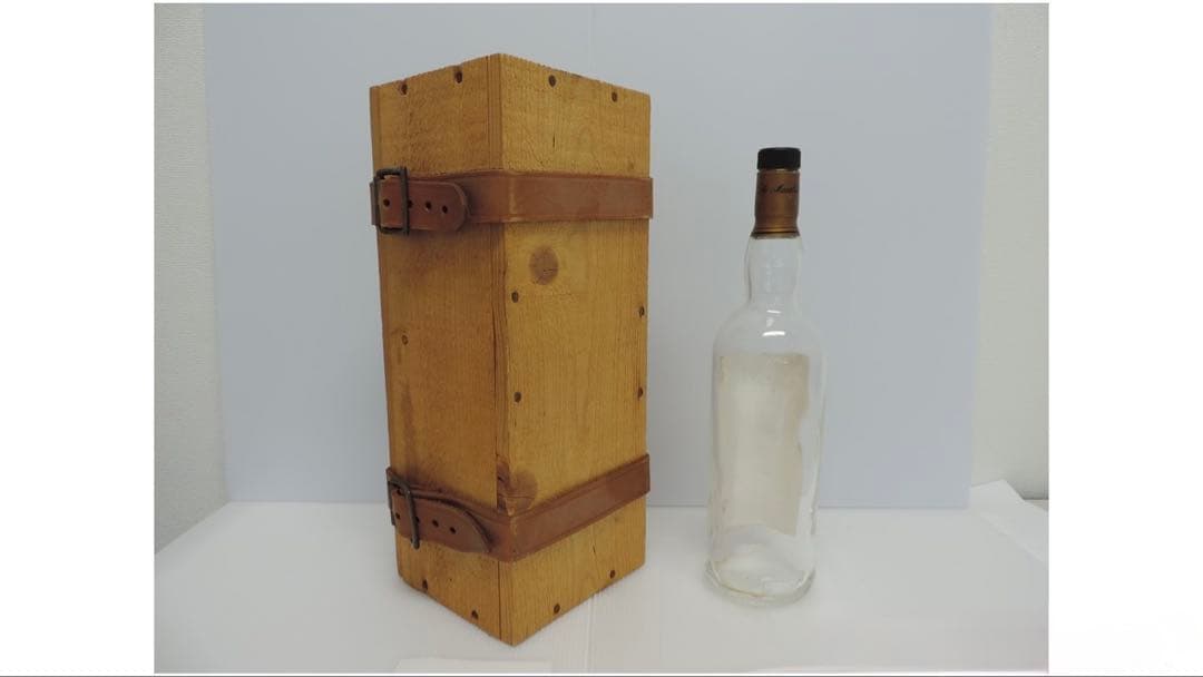 【マッカラン25年】木箱付き　空き瓶