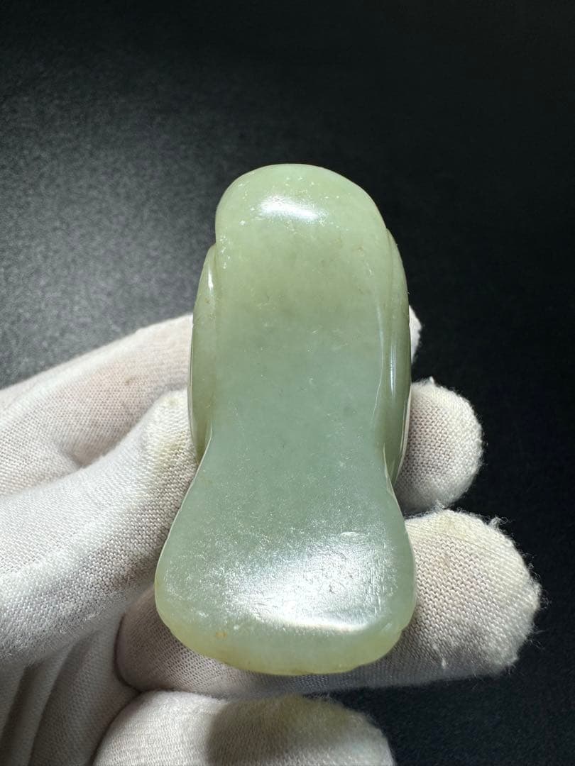 鳥漢時代 和田玉 紋彫り件 時代物 中国古美術 本玉 置物 古玩 旧家蔵出し