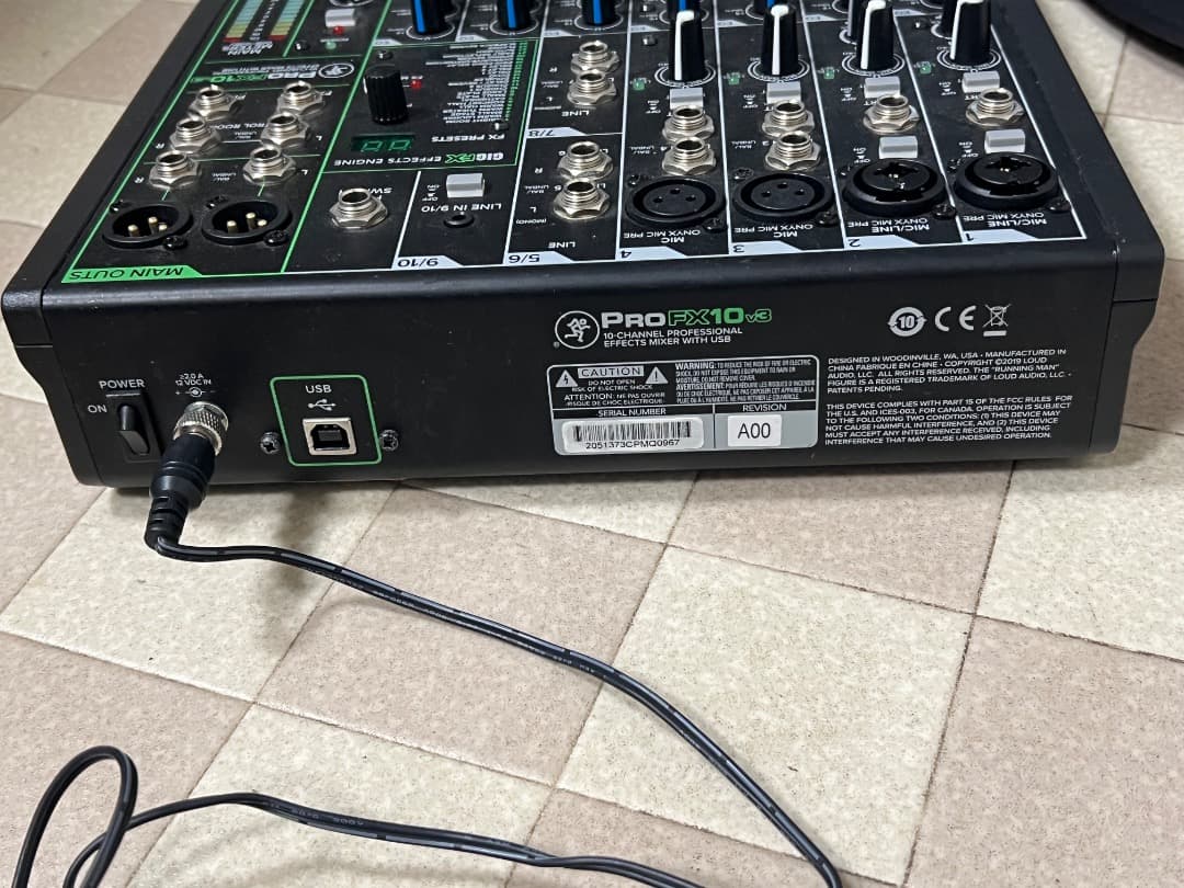 Mackie ProFX10v3 アナログミキサー