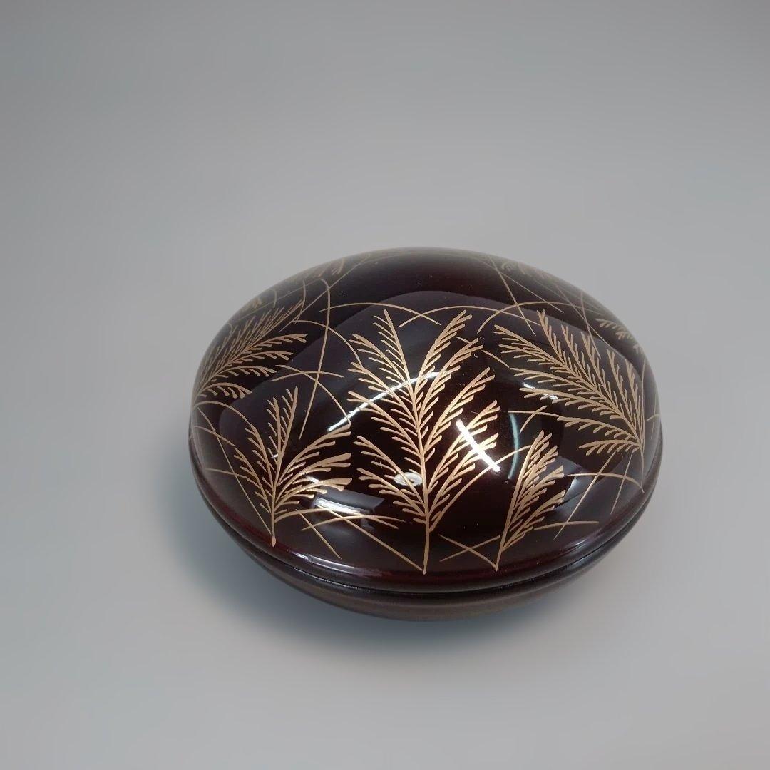 溜塗　武蔵野蒔絵　宝珠　香合