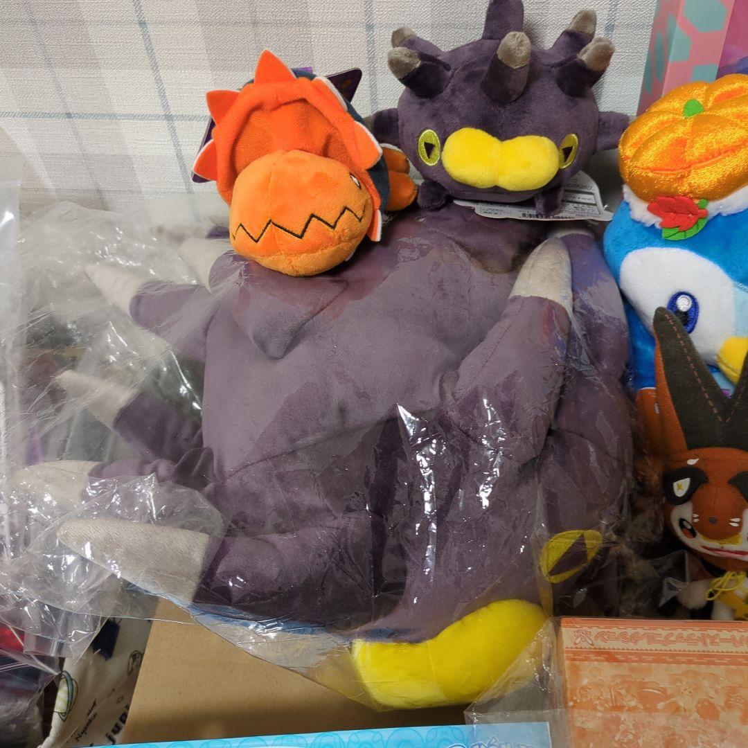 ポケモンセンターぬいぐるみ等18種類