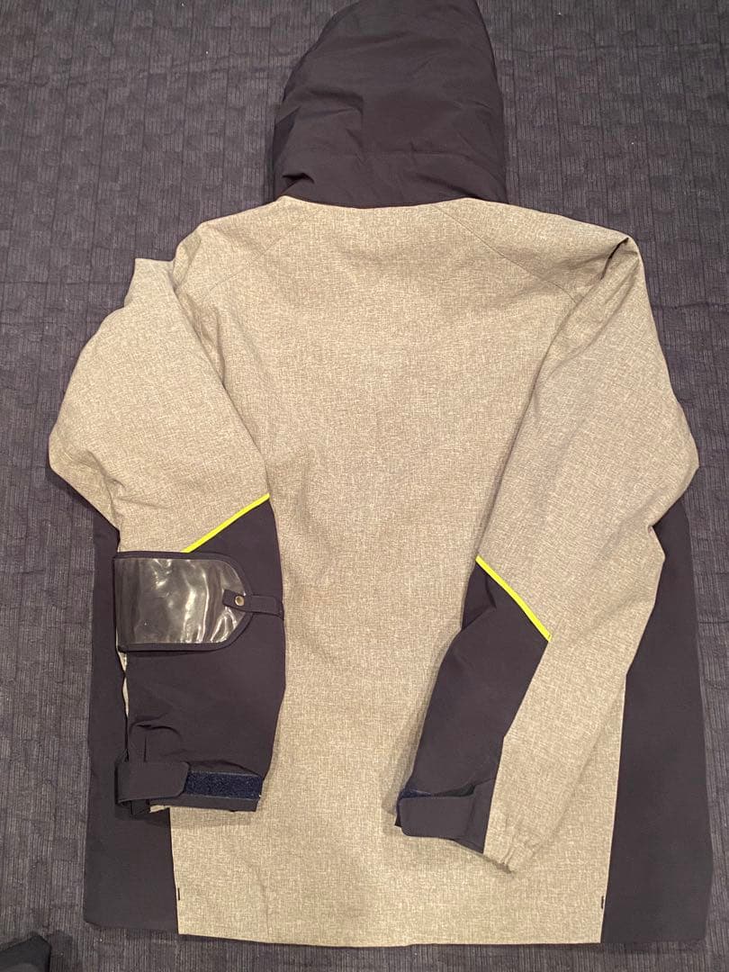 デサント　スキーウェア メンズMグレー andネイビー