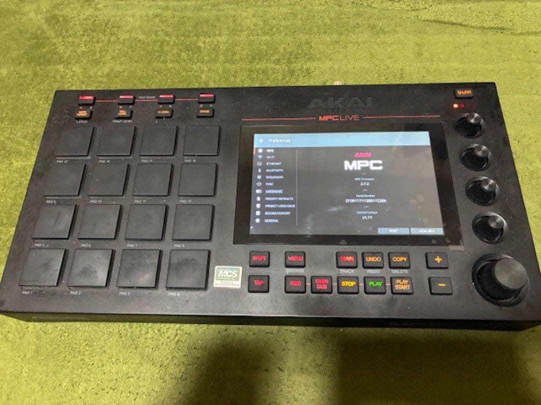 AKAI MPC Live サンプラー LPK25 ROLAND Rubix22