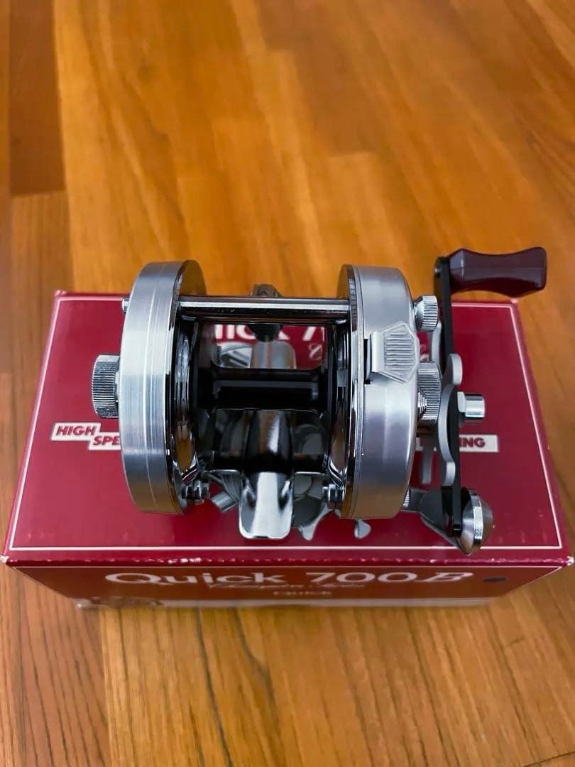 DAM Quick 700B ハイスピードリール