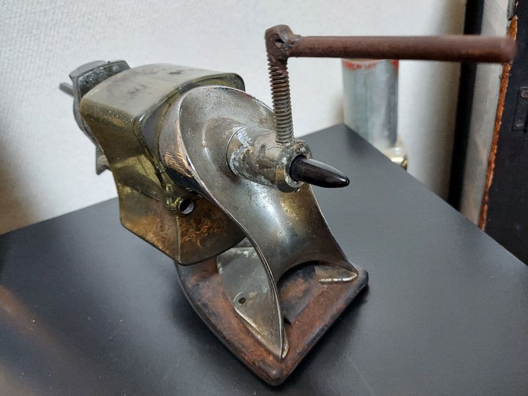 レトロ鉛筆削り／ビンテージ鉛筆削り／アンティーク雑貨／廃盤鉛筆