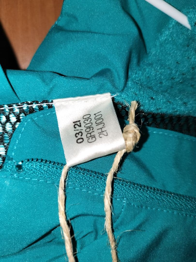 レアル・マドリード 21/22 EUハイブリットトップ グリーン Lサイズ 正規